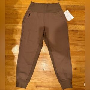 ATHLETA NWT VENICE JOGGER